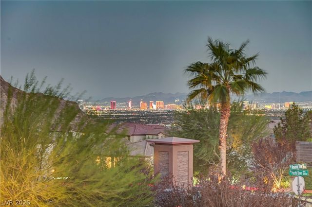 4709 Amazing View Street, Las Vegas, NV 89129
