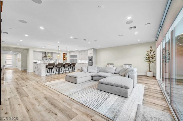 4709 Amazing View Street, Las Vegas, NV 89129