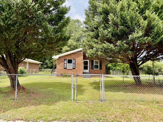 811 Crawford Street, Goldsboro, NC 27530