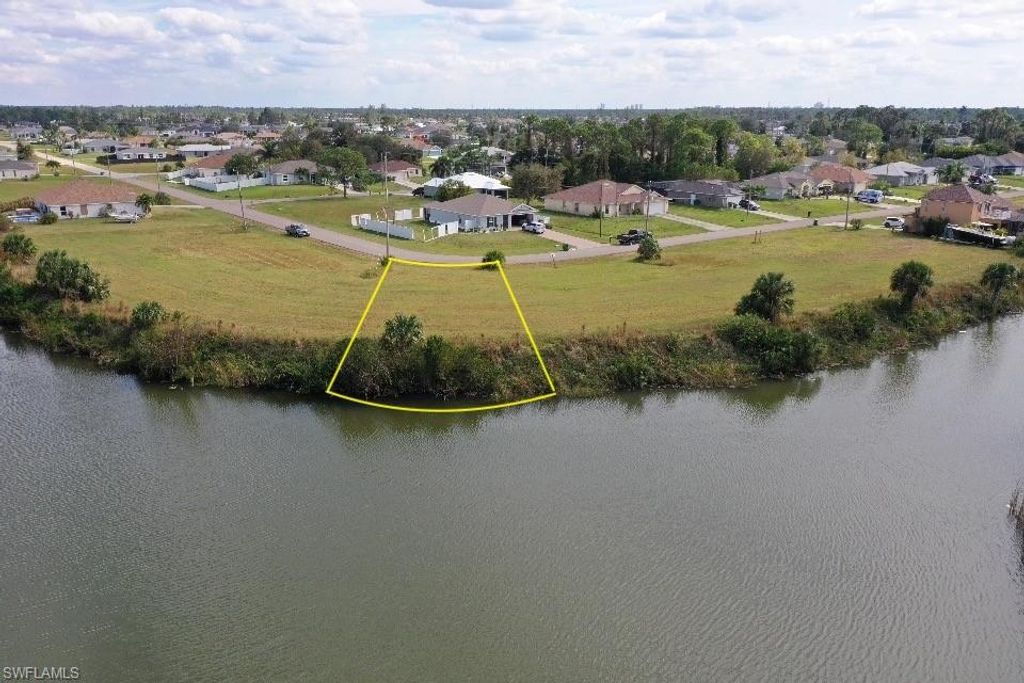 1719 NE 36th LN, CAPE CORAL, FL 33909 — exterior