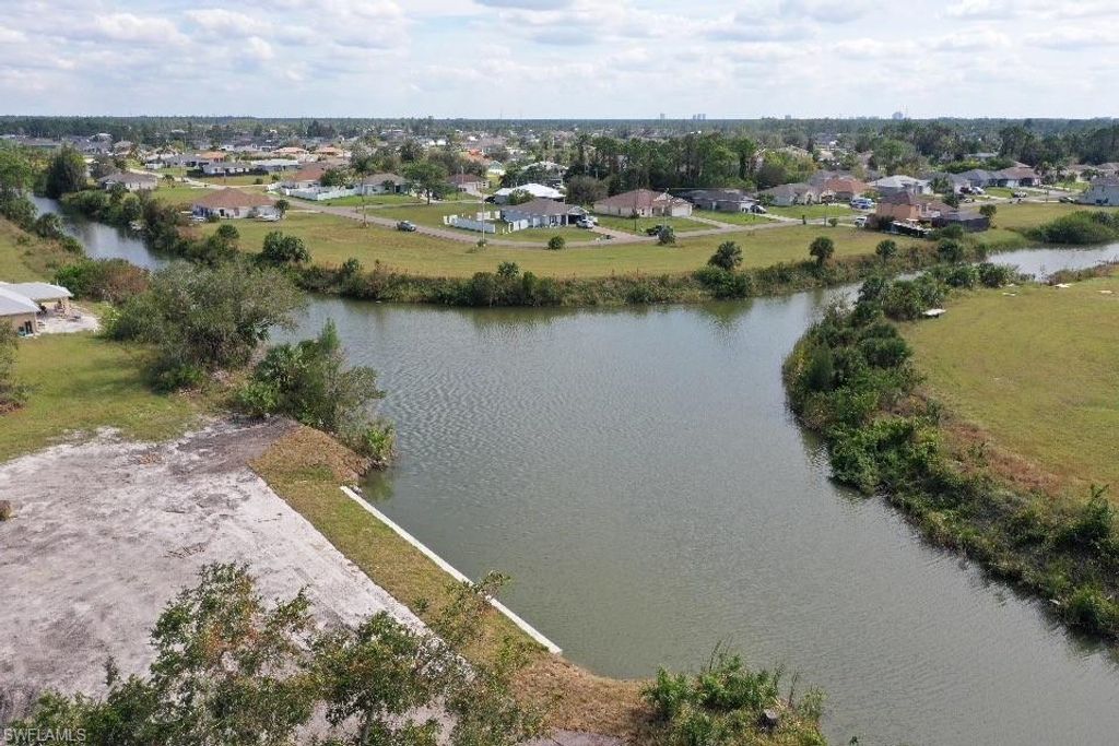 1719 NE 36th LN, CAPE CORAL, FL 33909 — photo 3