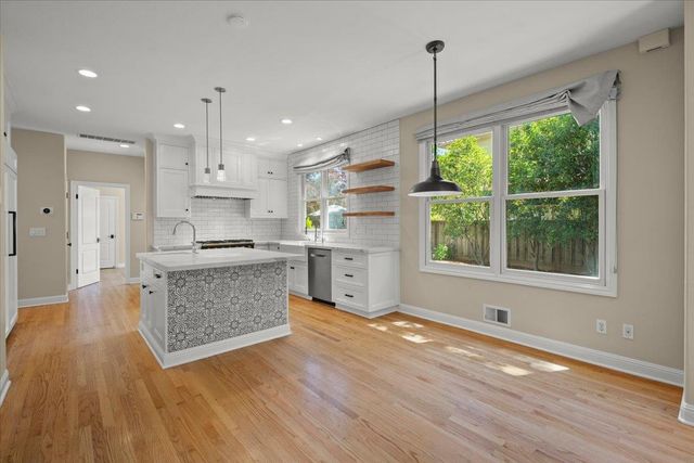 17506 Vineland Avenue, Monte Sereno, CA 95030