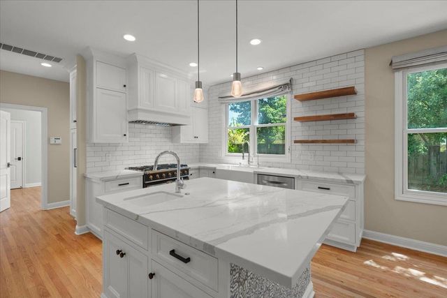 17506 Vineland Avenue, Monte Sereno, CA 95030