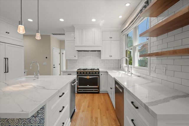 17506 Vineland Avenue, Monte Sereno, CA 95030