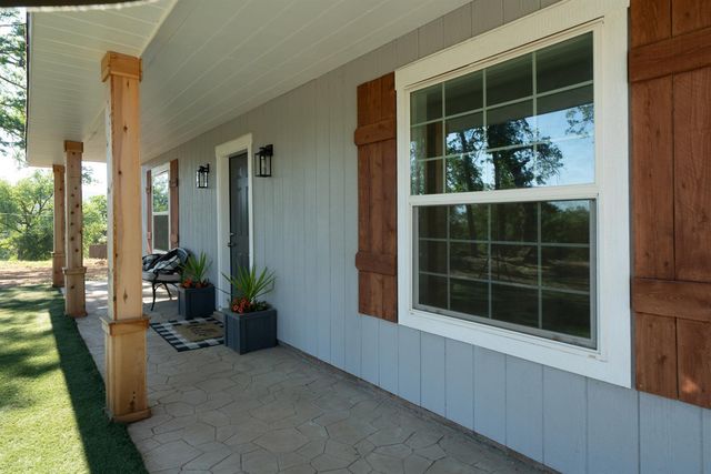 42917 Yosemite Springs Drive, Coarsegold, CA 93614