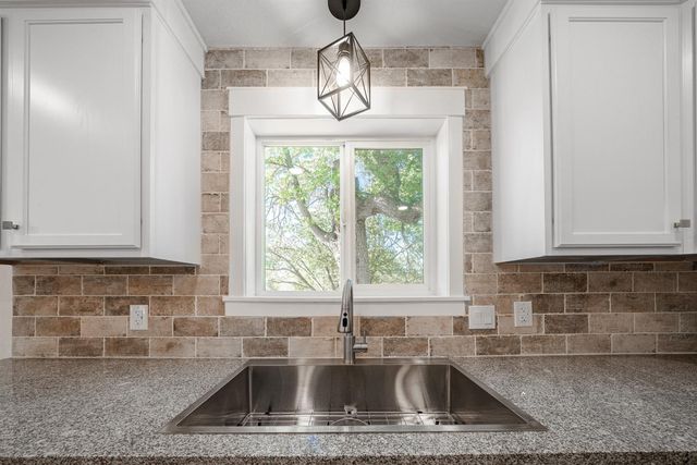 42917 Yosemite Springs Drive, Coarsegold, CA 93614