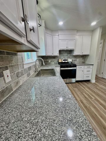 42917 Yosemite Springs Drive, Coarsegold, CA 93614