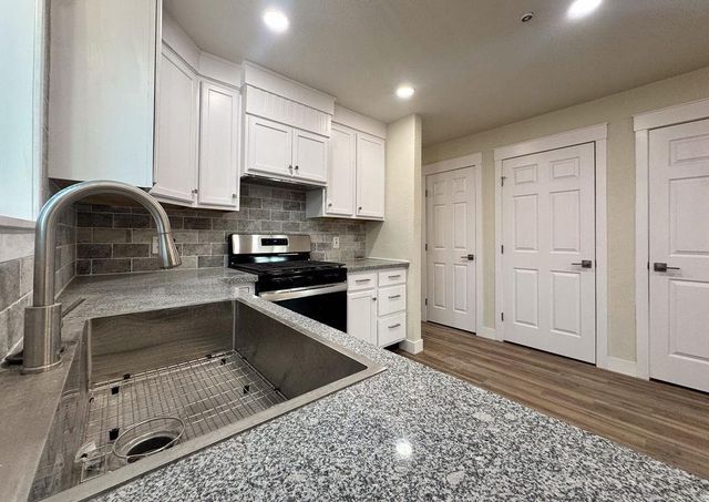 42917 Yosemite Springs Drive, Coarsegold, CA 93614