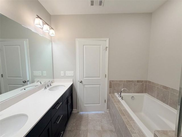 860 Westmoreland Circle NW, Atlanta, GA 30318