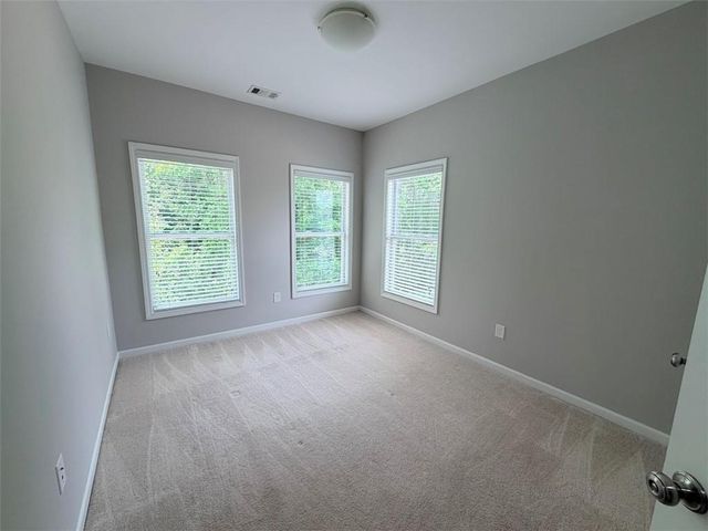860 Westmoreland Circle NW, Atlanta, GA 30318