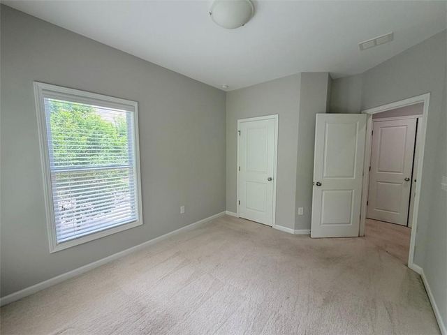 860 Westmoreland Circle NW, Atlanta, GA 30318