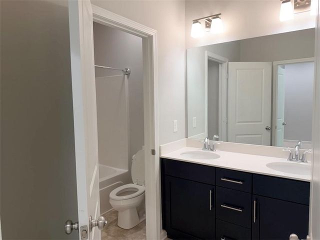 860 Westmoreland Circle NW, Atlanta, GA 30318