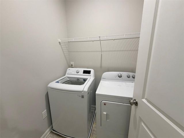 860 Westmoreland Circle NW, Atlanta, GA 30318