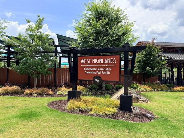 860 Westmoreland Circle NW, Atlanta, GA 30318
