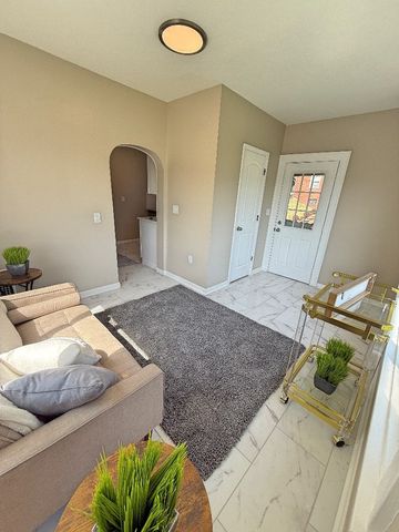 224 Fourth St, Mcdonald, PA 15057