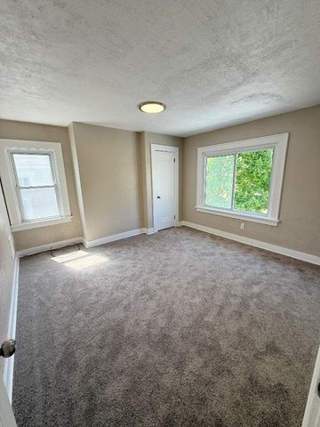 224 Fourth St, Mcdonald, PA 15057