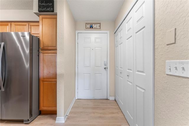 14013 FAIRWAY ISLAND DRIVE 426, Orlando, FL 32837