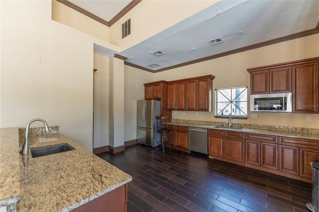 14013 FAIRWAY ISLAND DRIVE 426, Orlando, FL 32837