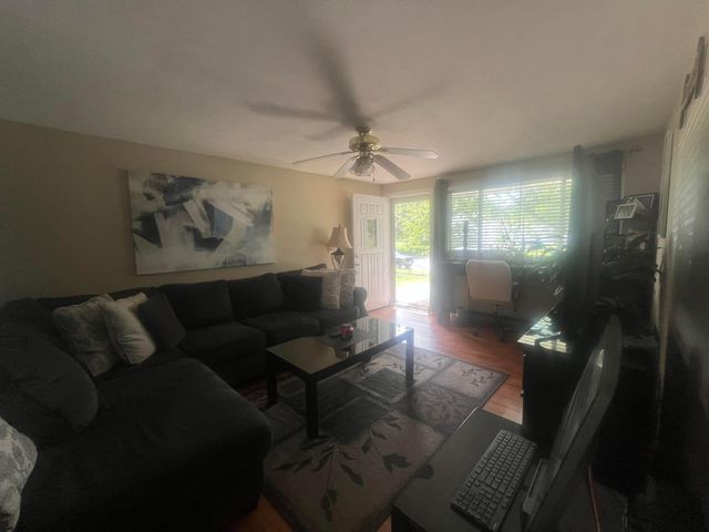 4730 Edinburgh Lane, Columbus, OH 43229