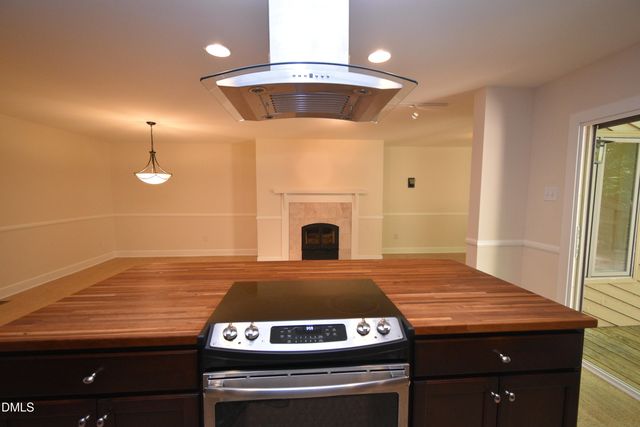 72 Stoneridge Road, Durham, NC 27705