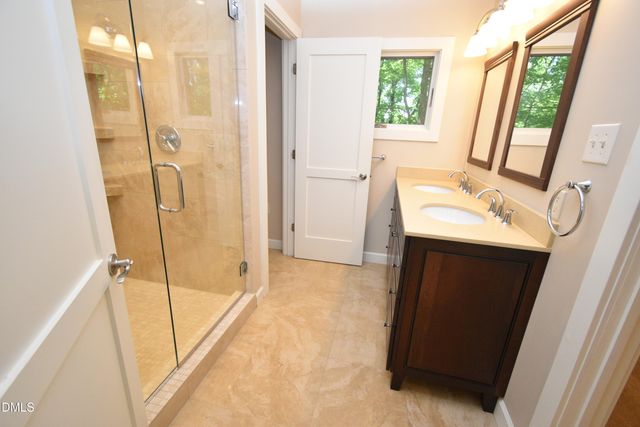 72 Stoneridge Road, Durham, NC 27705