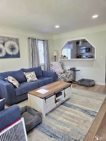 18701 Hamann Street, Riverview, MI 48193
