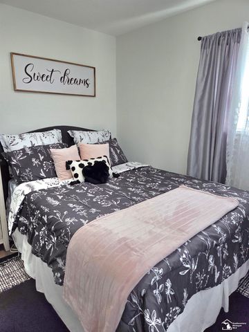 18701 Hamann Street, Riverview, MI 48193