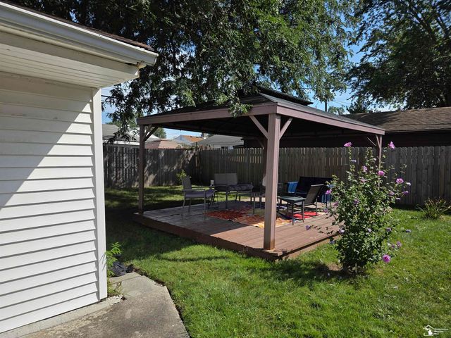 18701 Hamann Street, Riverview, MI 48193