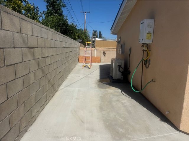 7661 El Rovia, Buena Park, CA 90620