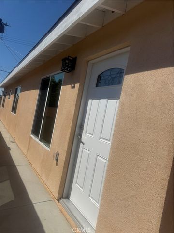 7661 El Rovia, Buena Park, CA 90620