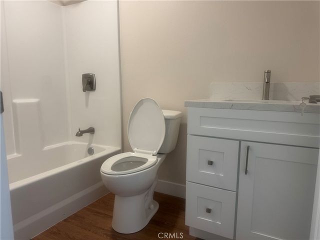 7661 El Rovia, Buena Park, CA 90620