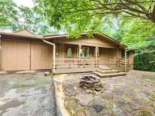 211 Burnt Rock Falls Road, Fairfield Bay, AR 72088