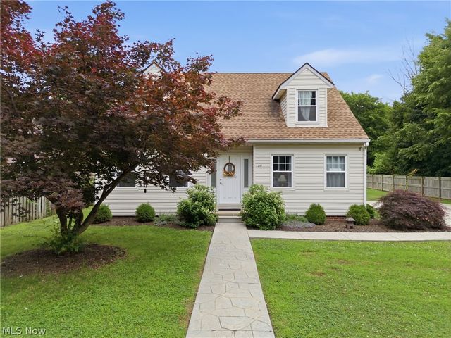 2287 W 42nd Street, Cleveland, OH 44113
