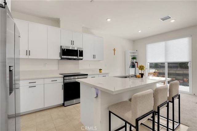 3681 E Jacobson Paseo 9, Ontario, CA 91761