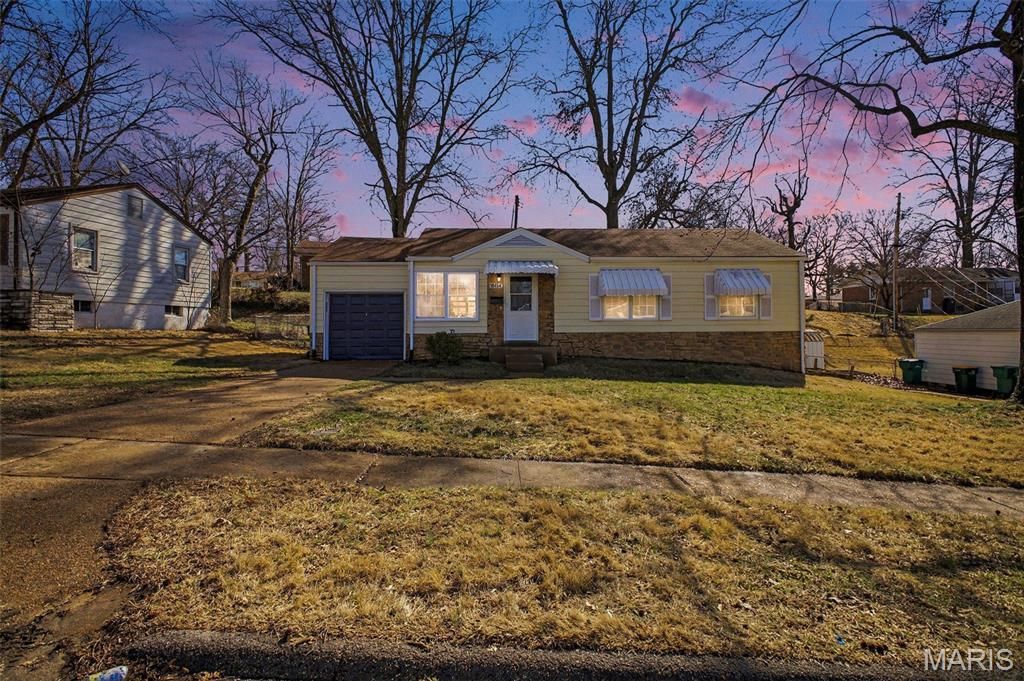 10454 Coburg Lands Drive, St Louis, MO 63137