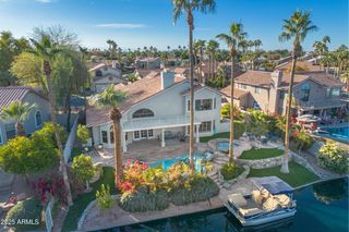 1011 S CORAL KEY Court, Gilbert, AZ 85233