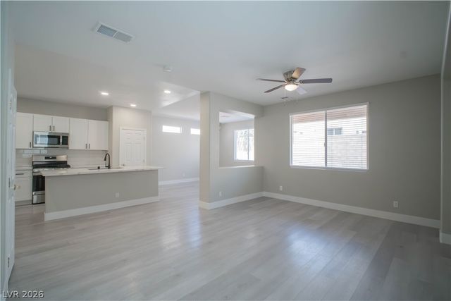 9050 Toast Avenue, Las Vegas, NV 89148