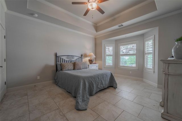 19013 Venture DR, Point Venture, TX 78645
