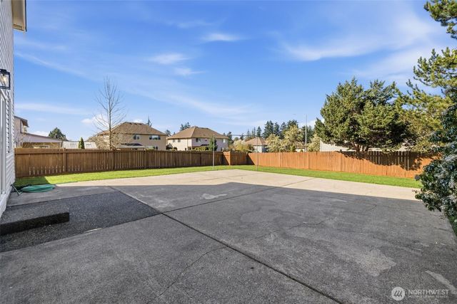 24329 119th Avenue SE, Kent, WA 98030