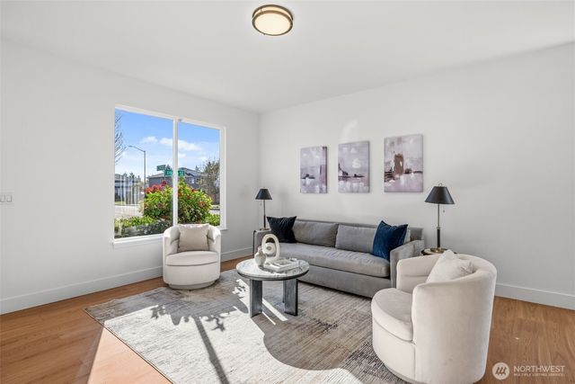 24329 119th Avenue SE, Kent, WA 98030