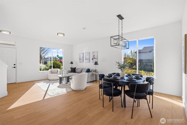 24329 119th Avenue SE, Kent, WA 98030