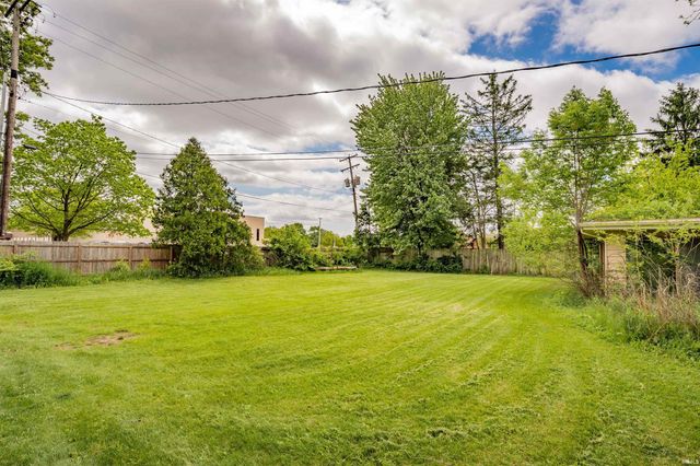 3028 Kingsley Drive, Fort Wayne, IN 46815