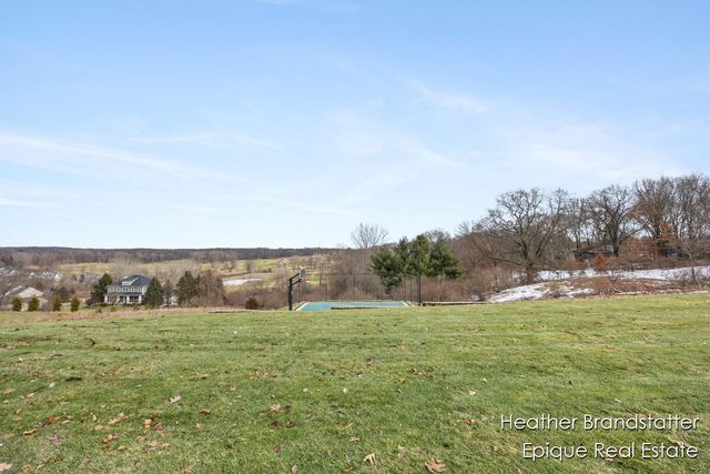 2488 Fairway Winds Court Ne, Ada Twp, MI 49301