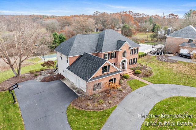 2488 Fairway Winds Court Ne, Ada Twp, MI 49301