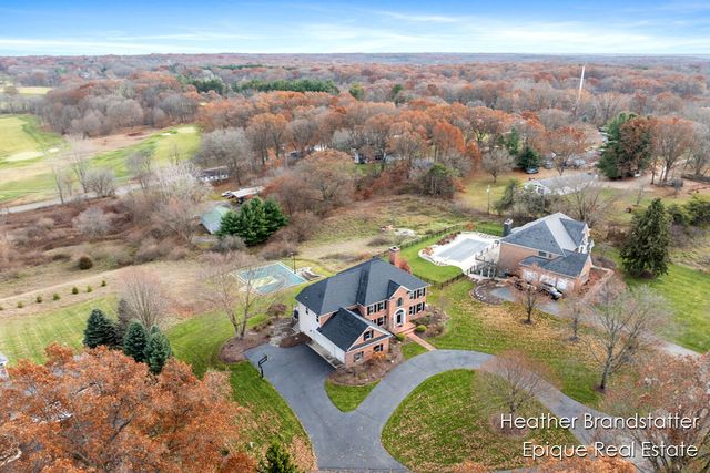 2488 Fairway Winds Court Ne, Ada Twp, MI 49301