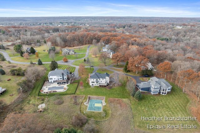 2488 Fairway Winds Court Ne, Ada Twp, MI 49301