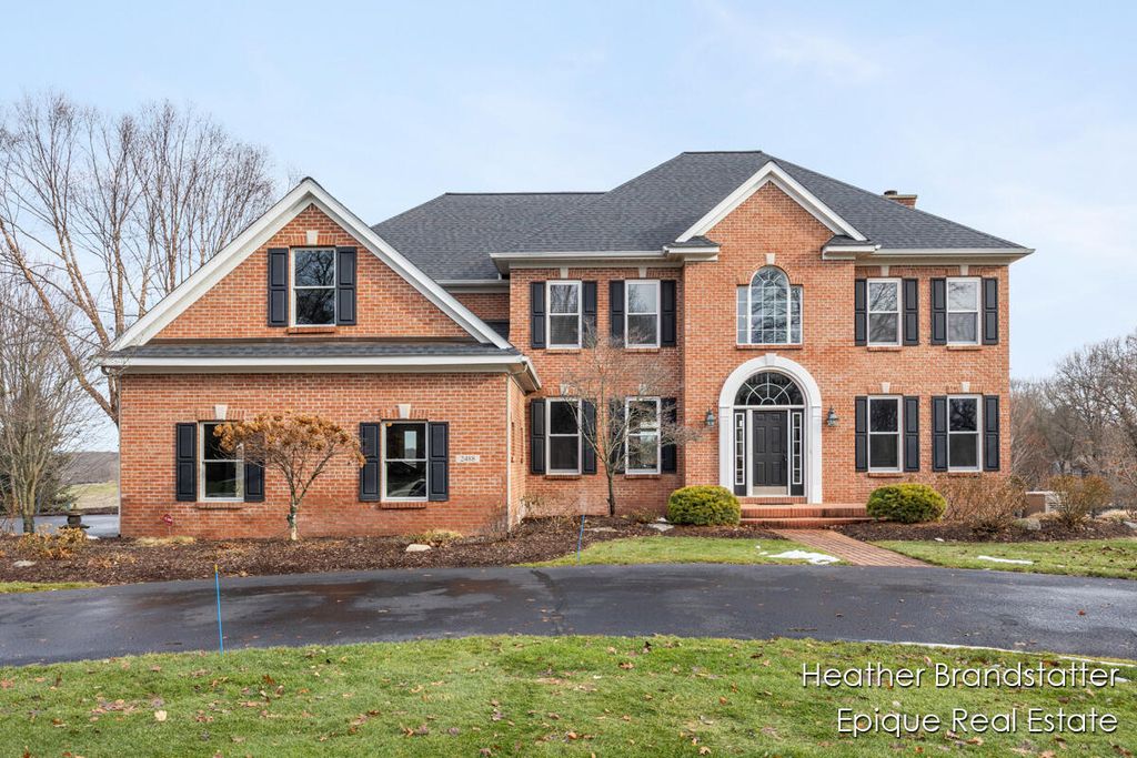 2488 Fairway Winds Court Ne, Ada Twp, MI 49301