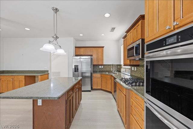 2213 White Mist Drive, Las Vegas, NV 89134