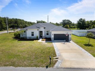 1 FIELDSTONE LANE, Palm Coast, FL 32137