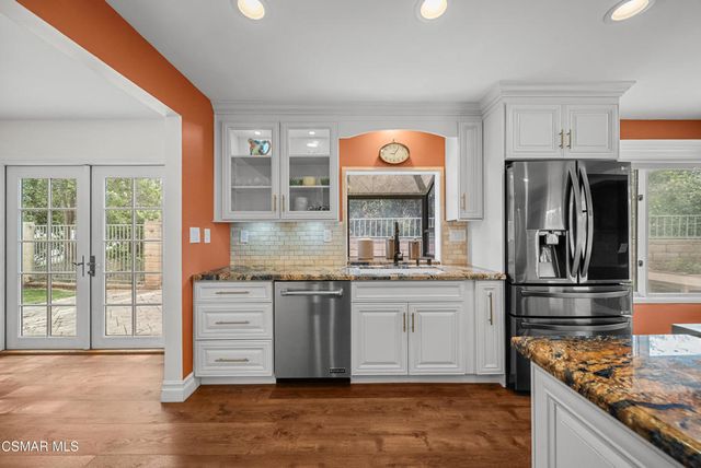 561 Walter Avenue, Newbury Park, CA 91320